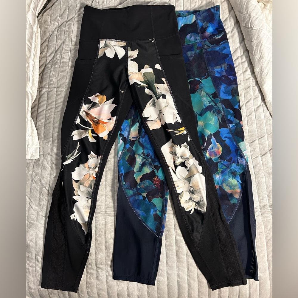 2 Pairs - Athleta Floral Leggings, Sz XS.